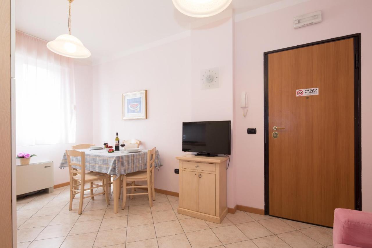 Residence Tre Trilo&Suites Rimini Luaran gambar