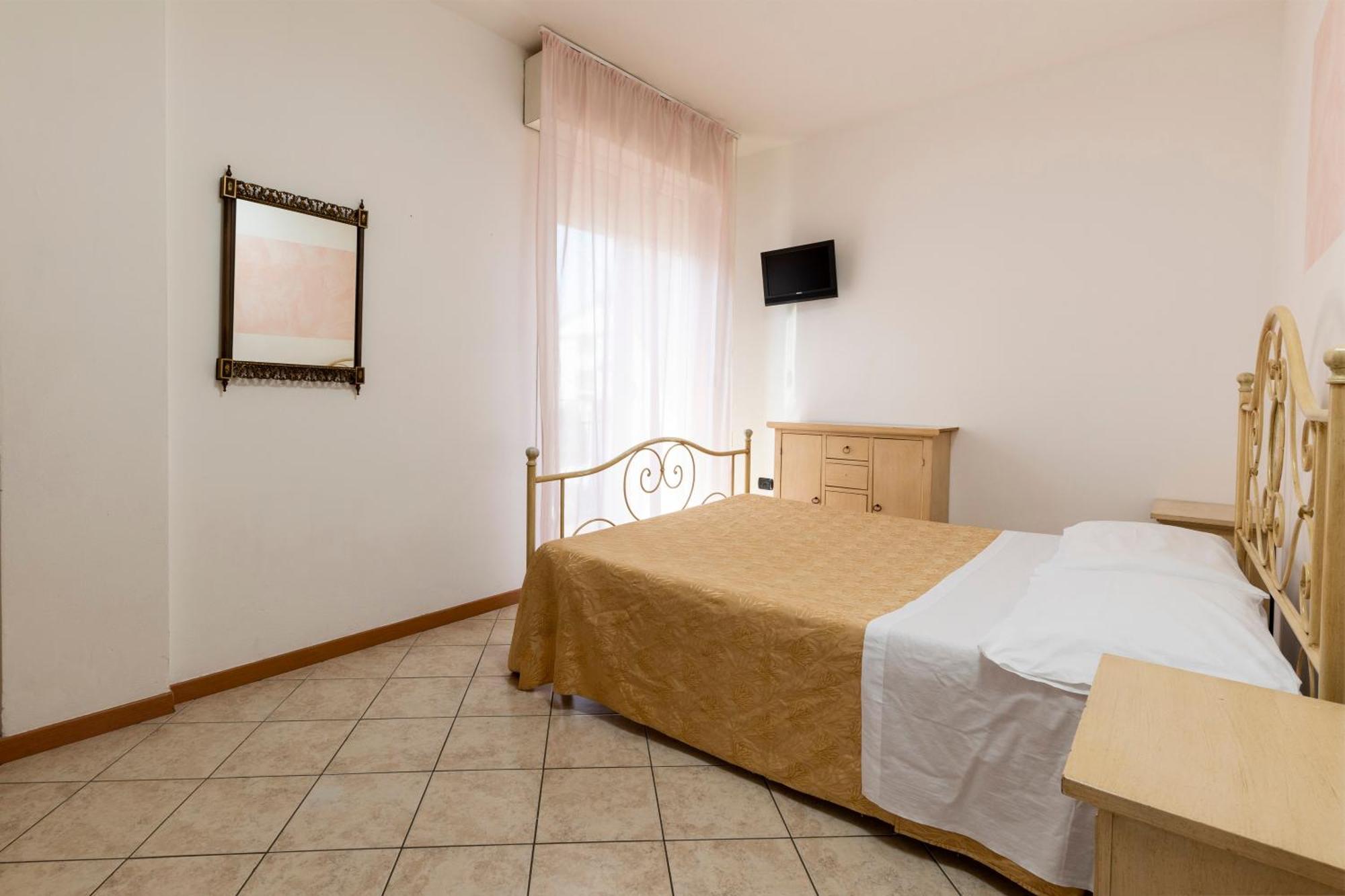 Residence Tre Trilo&Suites Rimini Luaran gambar