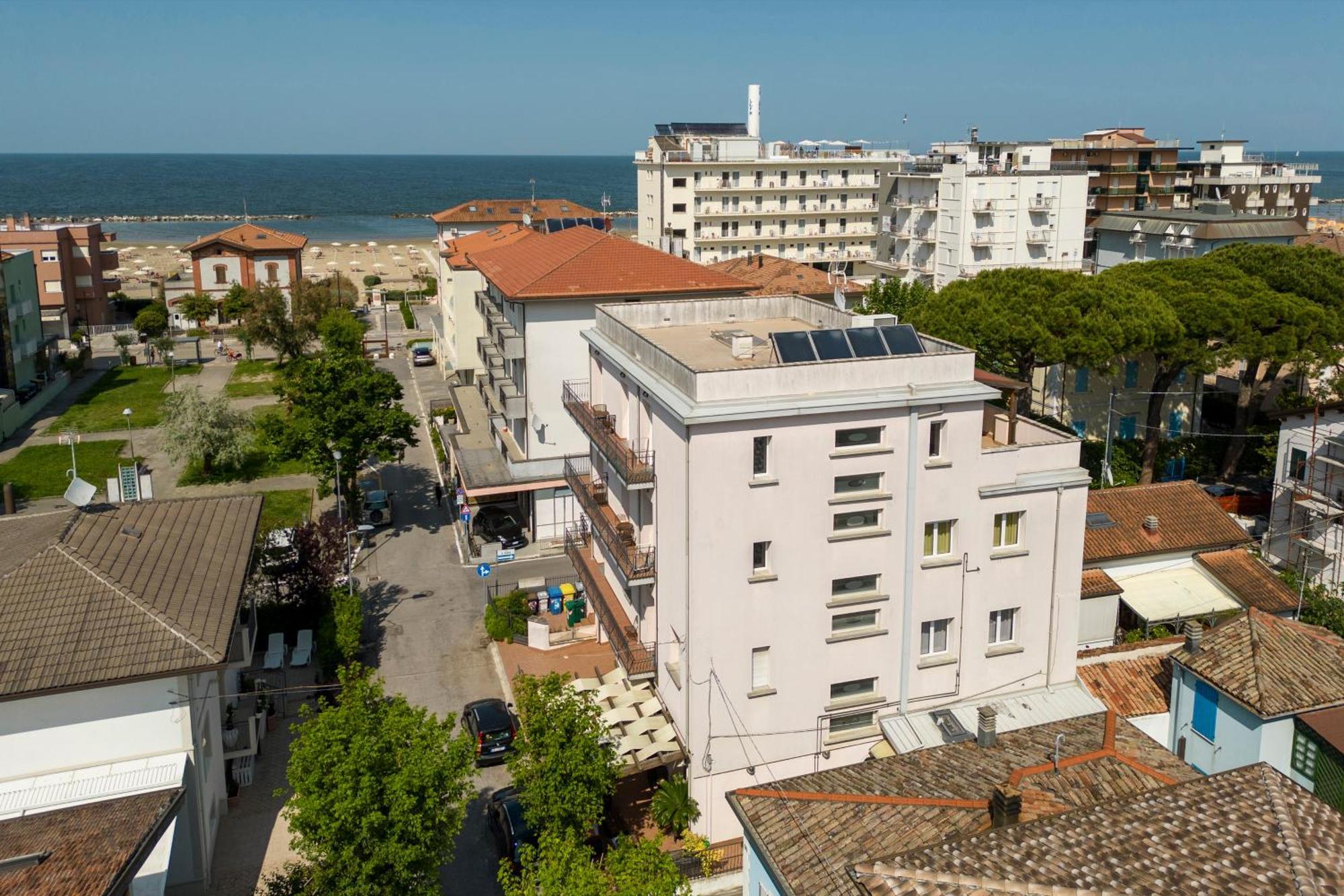 Residence Tre Trilo&Suites Rimini Luaran gambar