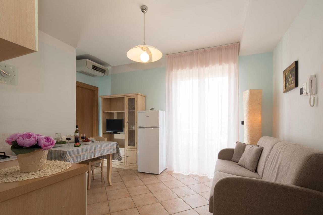 Residence Tre Trilo&Suites Rimini Luaran gambar