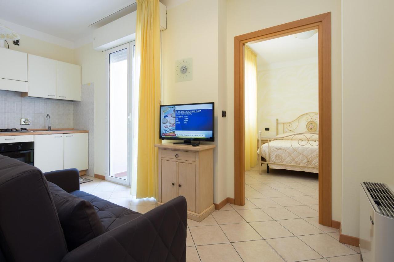 Residence Tre Trilo&Suites Rimini Luaran gambar